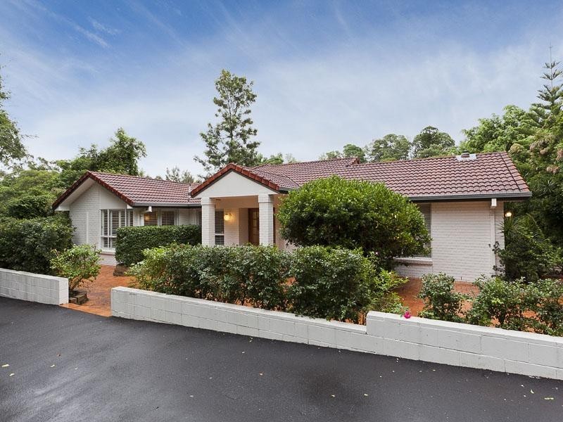 11 Birdwood Drive, Samford Valley QLD 4520