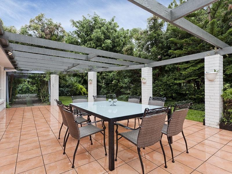 11 Birdwood Drive, Samford Valley QLD 4520