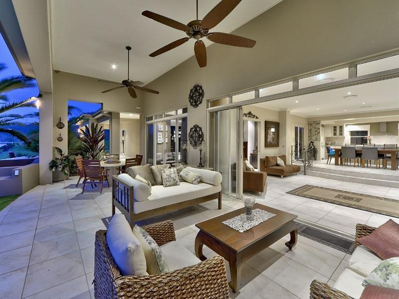 1 Ascot Crescent, Samford Valley QLD 4520