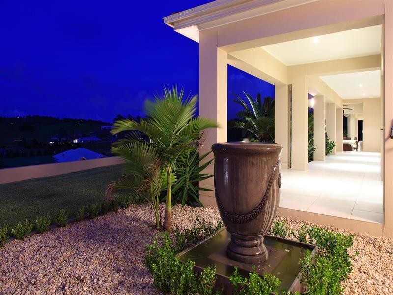 1 Ascot Crescent, Samford Valley QLD 4520