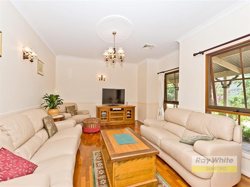 18 Honeywood Court, Samford Valley QLD 4520