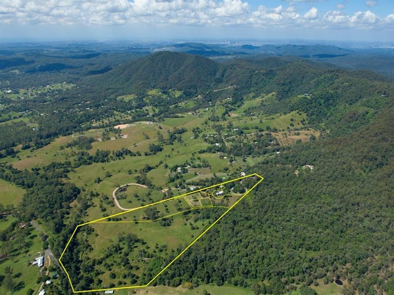 168 Betts Road, Camp Mountain QLD 4520