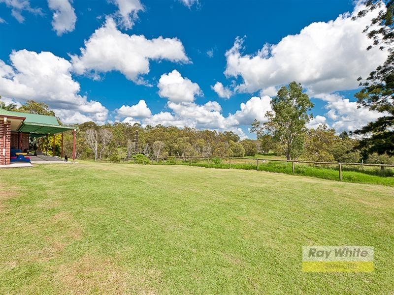 Camp Mountain QLD 4520