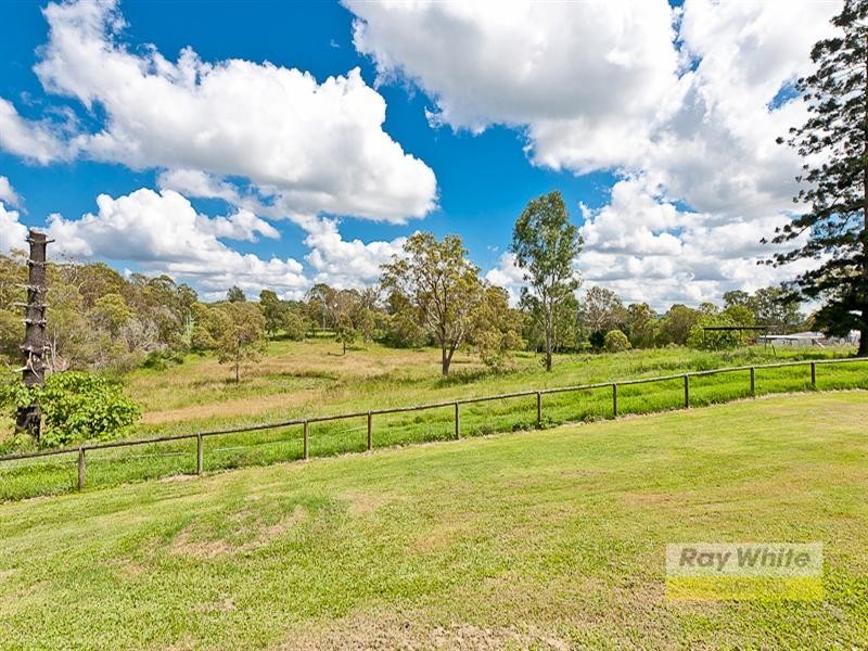 Camp Mountain QLD 4520