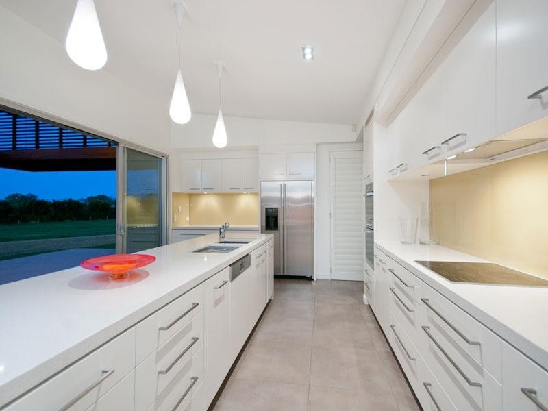 27 Warwick Lane, Samford Valley QLD 4520