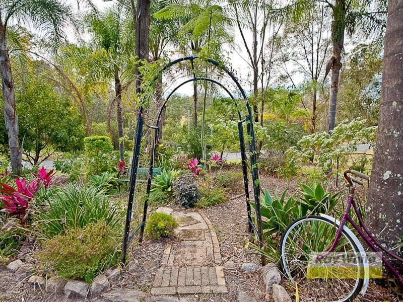 Eatons Hill QLD 4037