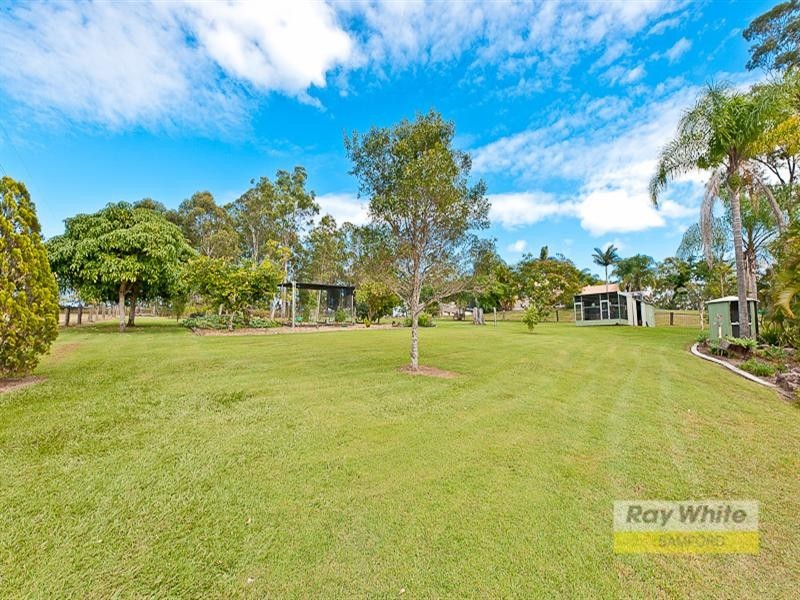 Eatons Hill QLD 4037