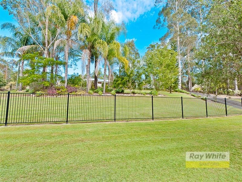 Eatons Hill QLD 4037