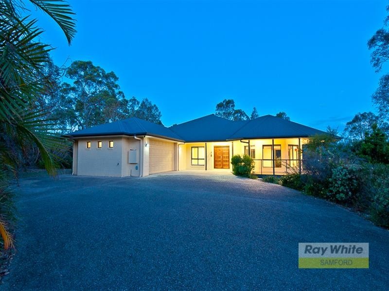 10 Equestrian Court, Highvale QLD 4520