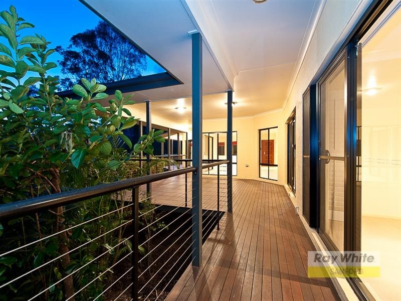 10 Equestrian Court, Highvale QLD 4520