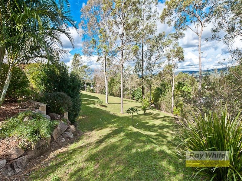 10 Equestrian Court, Highvale QLD 4520