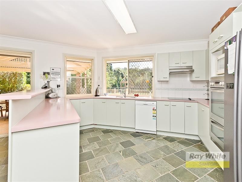 30 Greenwood Crescent, Samford Valley QLD 4520