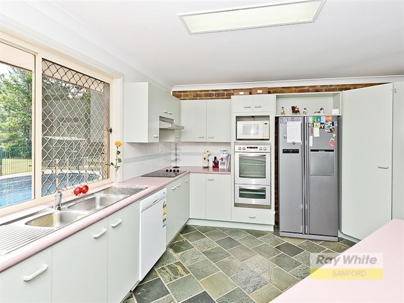 30 Greenwood Crescent, Samford Valley QLD 4520