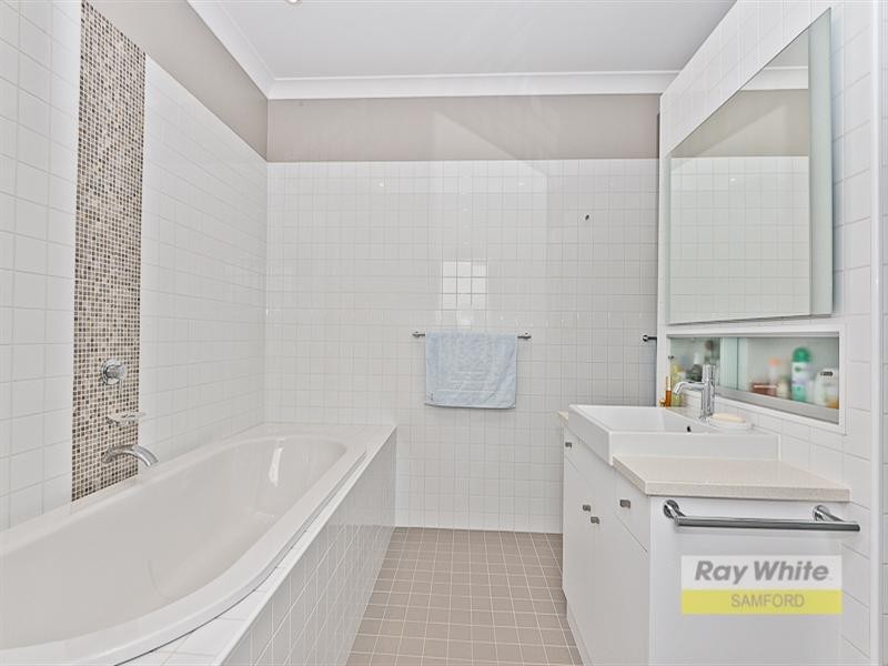 23 Endwood Court, Highvale QLD 4520