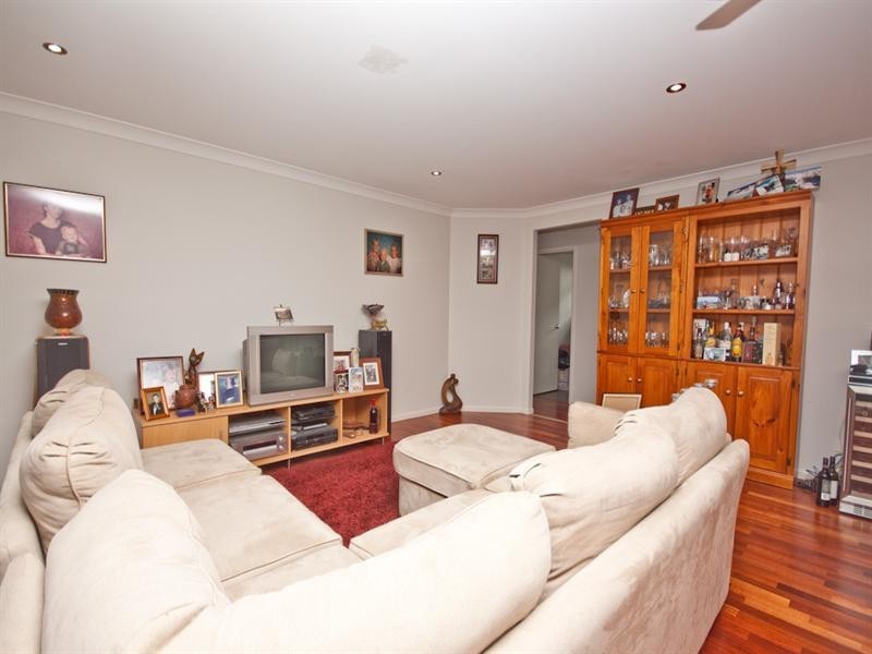 43 Mary Ring Drive, Samford Village QLD 4520