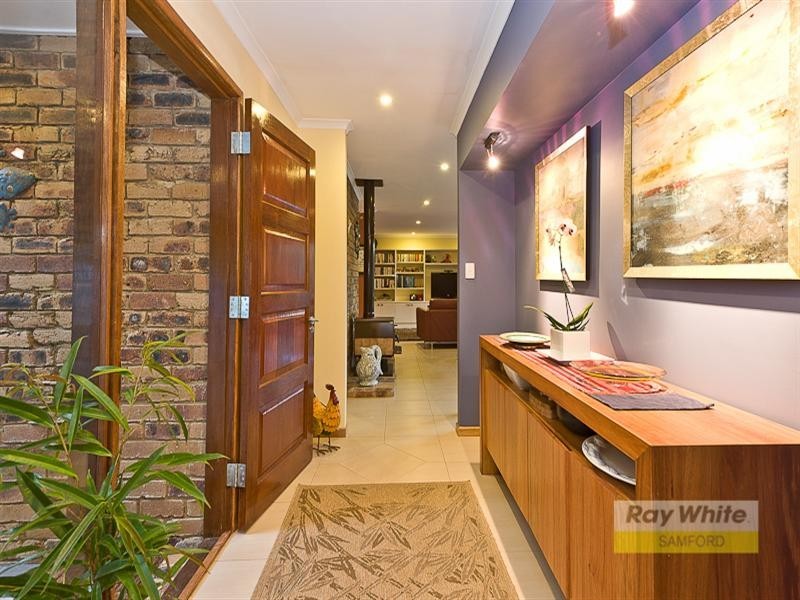 24 McCombe Road, Camp Mountain QLD 4520