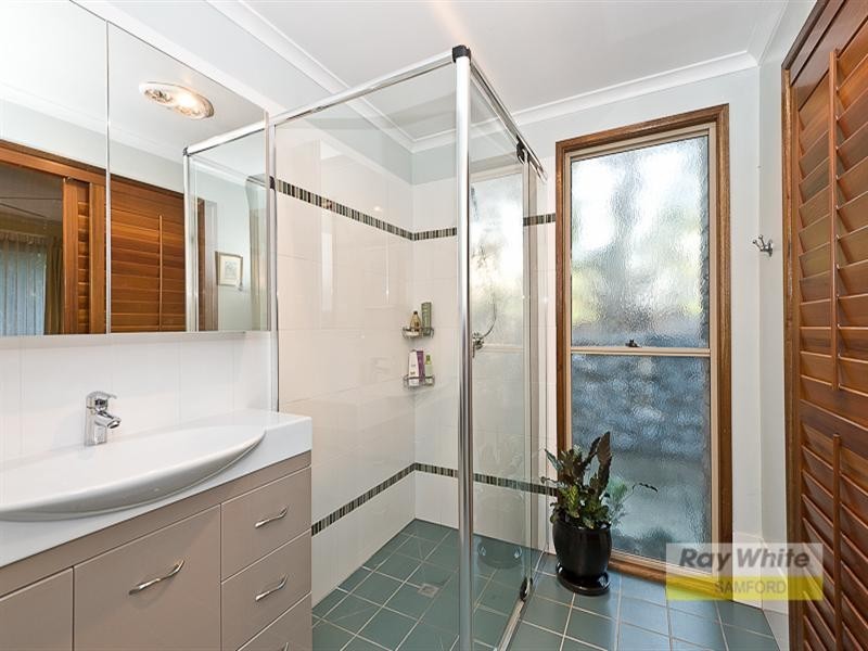 24 McCombe Road, Camp Mountain QLD 4520