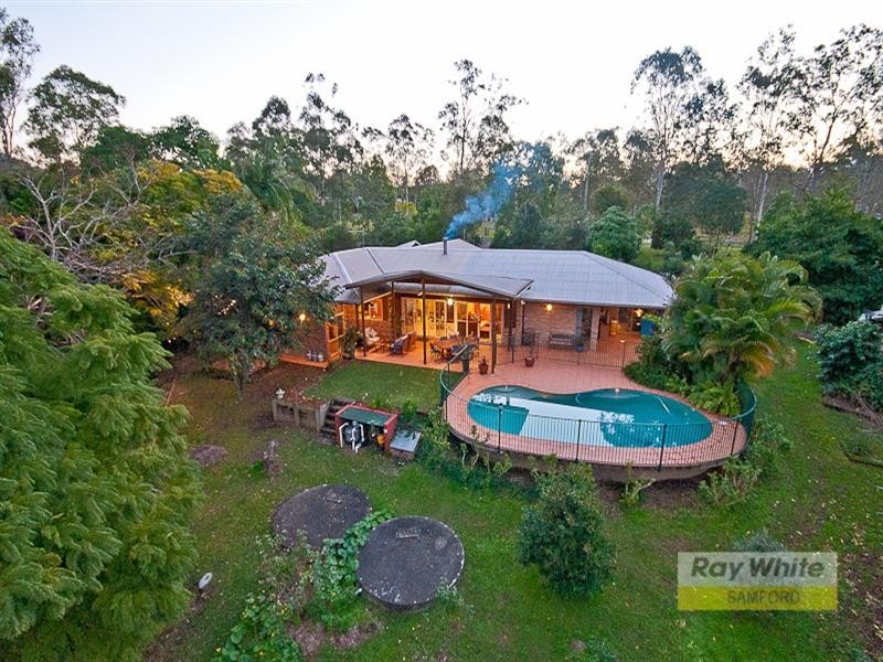 24 McCombe Road, Camp Mountain QLD 4520