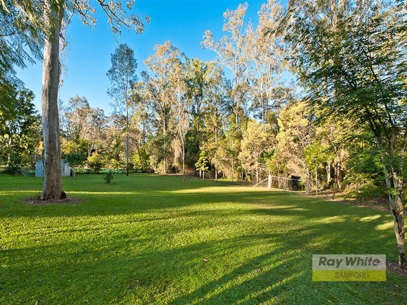 24 McCombe Road, Camp Mountain QLD 4520