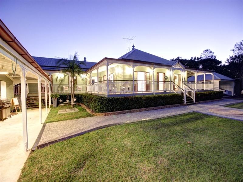 35 Nullamanna Road, Camp Mountain QLD 4520