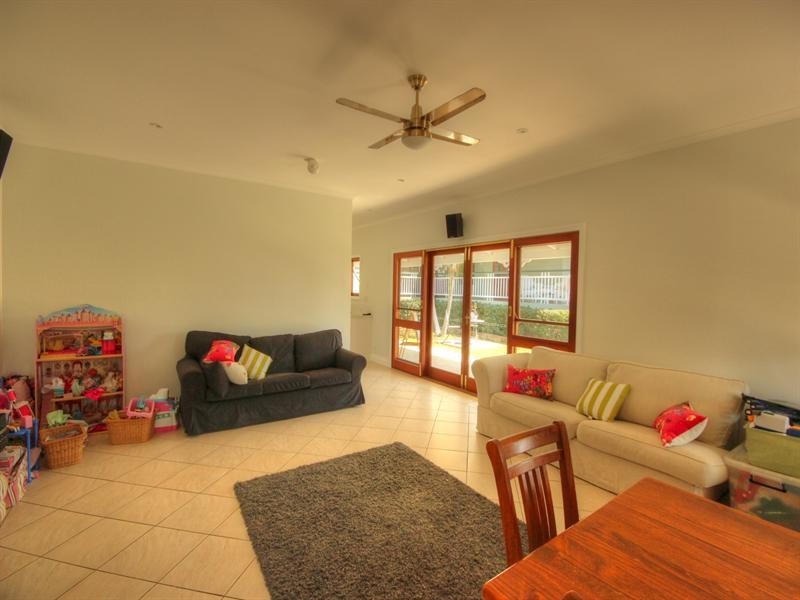 35 Nullamanna Road, Camp Mountain QLD 4520