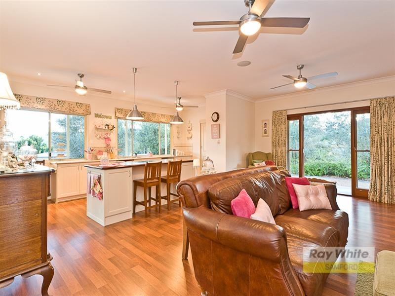 69 Midwood Court, Samford Valley QLD 4520