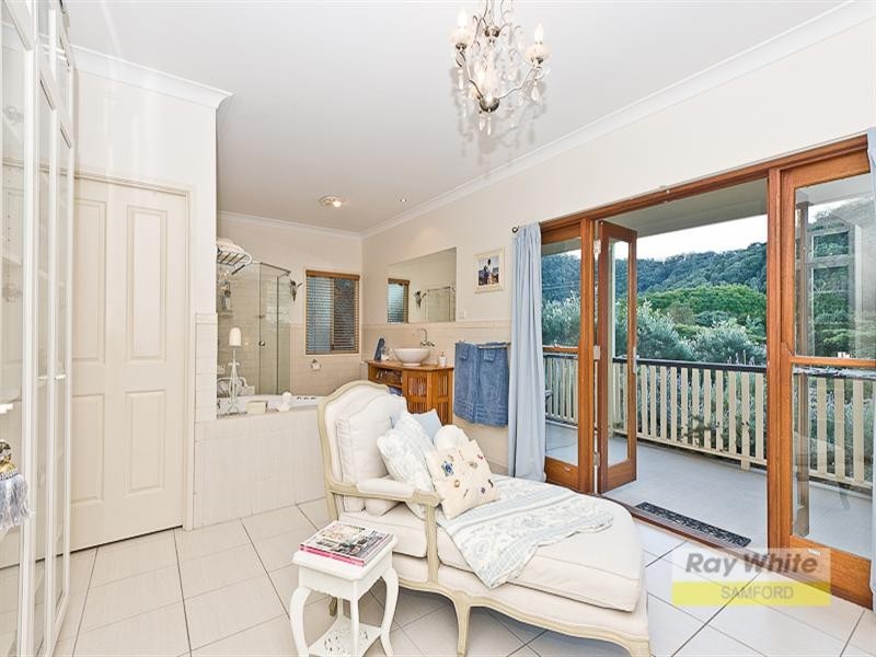 69 Midwood Court, Samford Valley QLD 4520