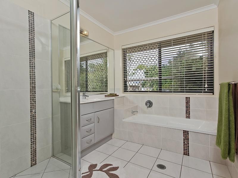 5 Cavalier Court, Highvale QLD 4520