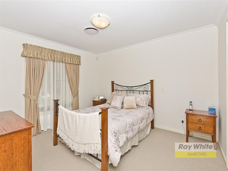 3 Hunting Place, Highvale QLD 4520