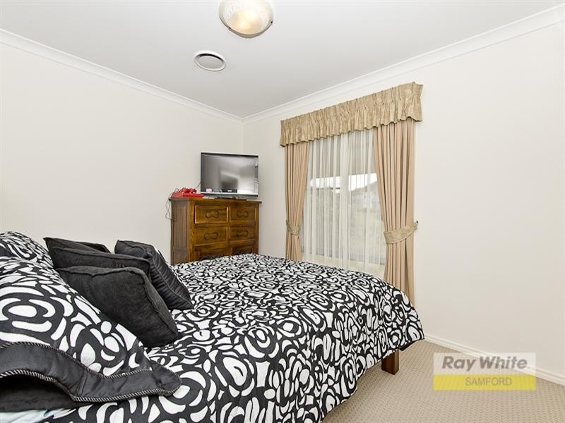 3 Hunting Place, Highvale QLD 4520