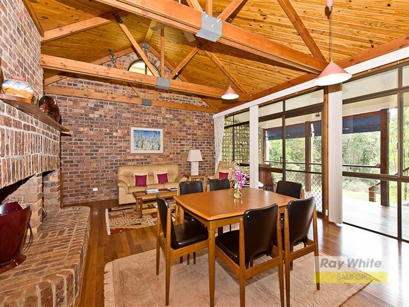 12 Grandview Court, Camp Mountain QLD 4520