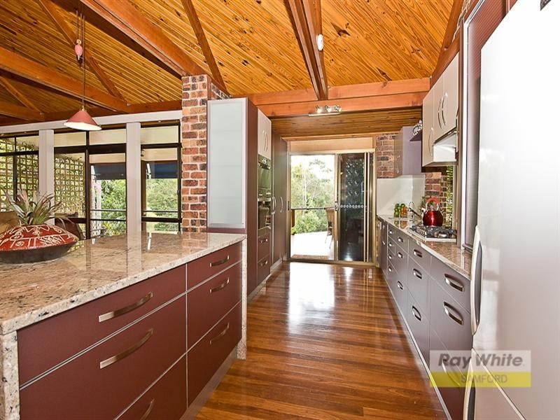 12 Grandview Court, Camp Mountain QLD 4520