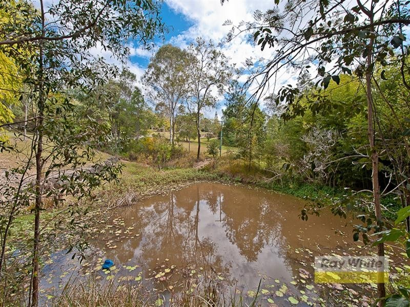 12 Grandview Court, Camp Mountain QLD 4520