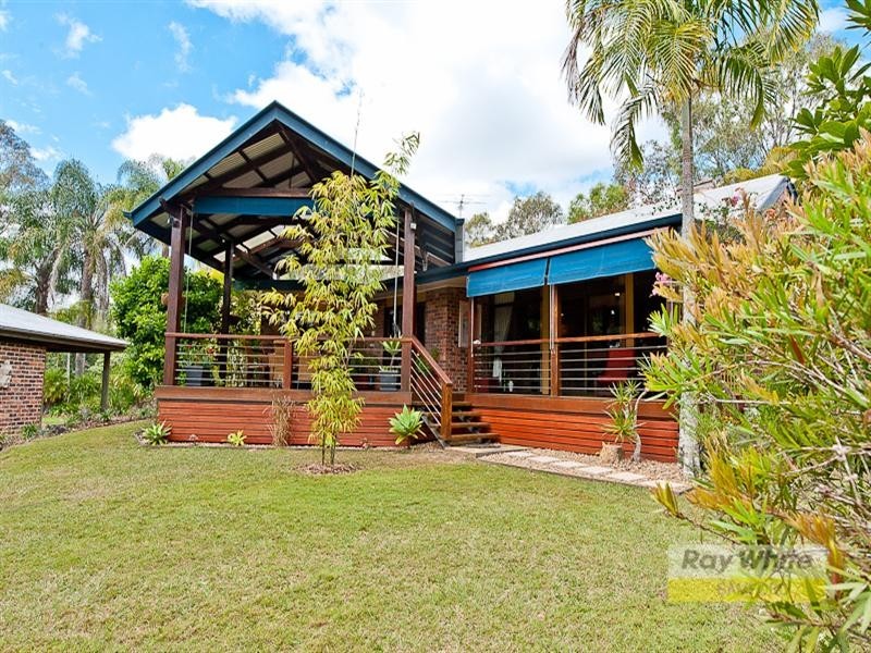 12 Grandview Court, Camp Mountain QLD 4520