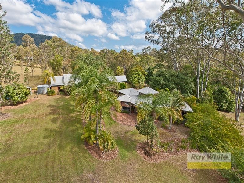 12 Grandview Court, Camp Mountain QLD 4520