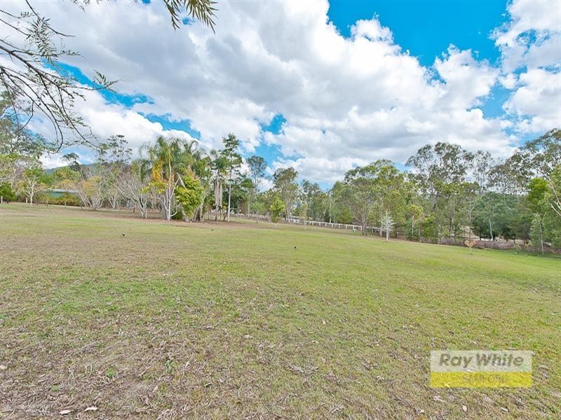 Camp Mountain QLD 4520