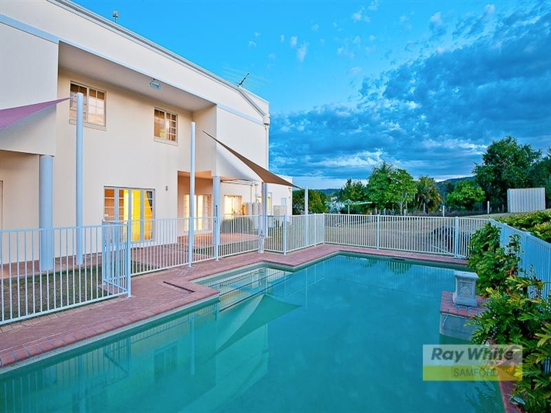 18 Showgrounds Drive, Highvale QLD 4520