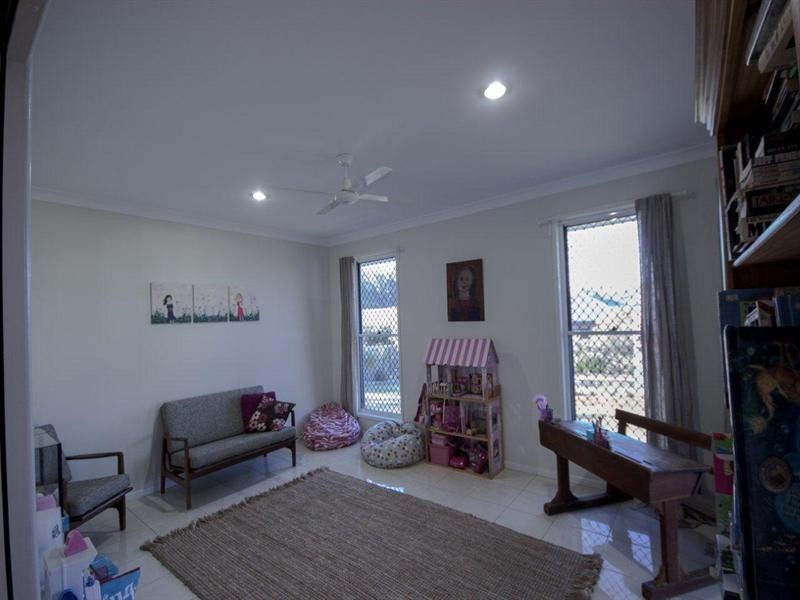 Samford Village QLD 4520