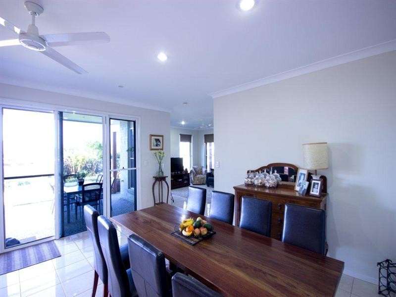 Samford Village QLD 4520