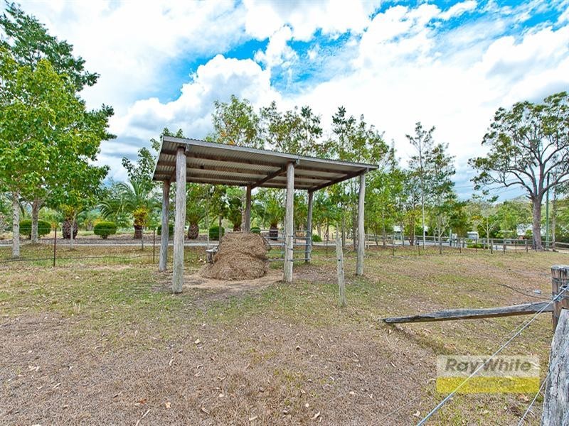 3 Les Douglas Court, Camp Mountain QLD 4520