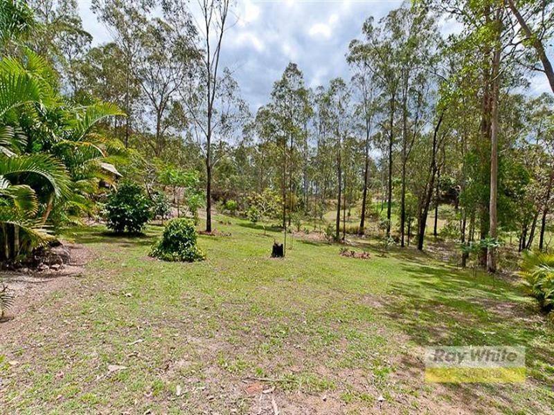 34 Seraya Court, Closeburn QLD 4520