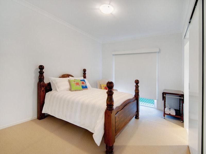 11 Lacebark Court, Cedar Creek QLD 4520