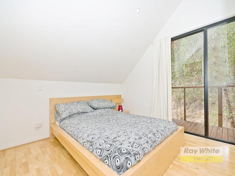 1 Sylvaterre Court, Samford Valley QLD 4520