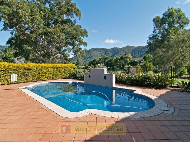 14 Woodanga Drive, Highvale QLD 4520