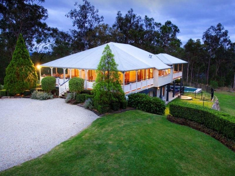 836 Clear Mountain Road, Clear Mountain QLD 4500
