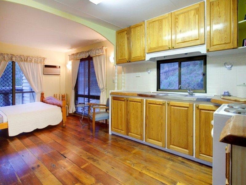 836 Clear Mountain Road, Clear Mountain QLD 4500