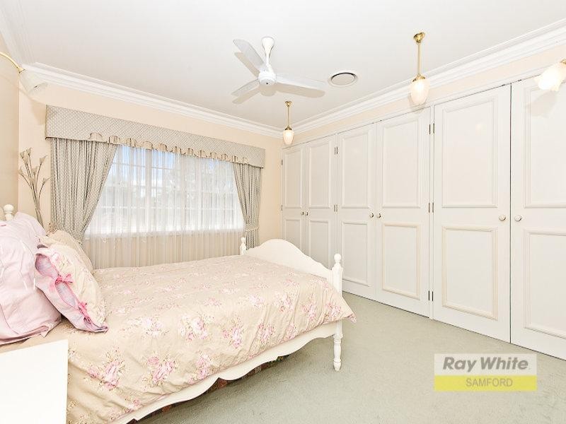 7 Logan Court, Clear Mountain QLD 4500