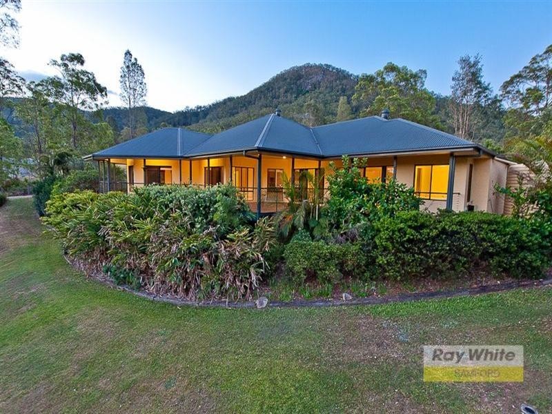 10 Equestrian Court, Highvale QLD 4520