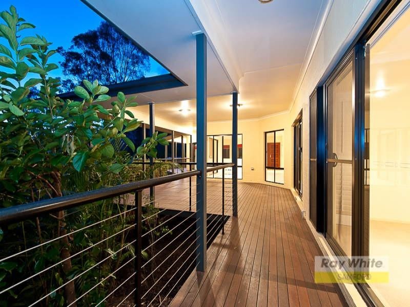 10 Equestrian Court, Highvale QLD 4520