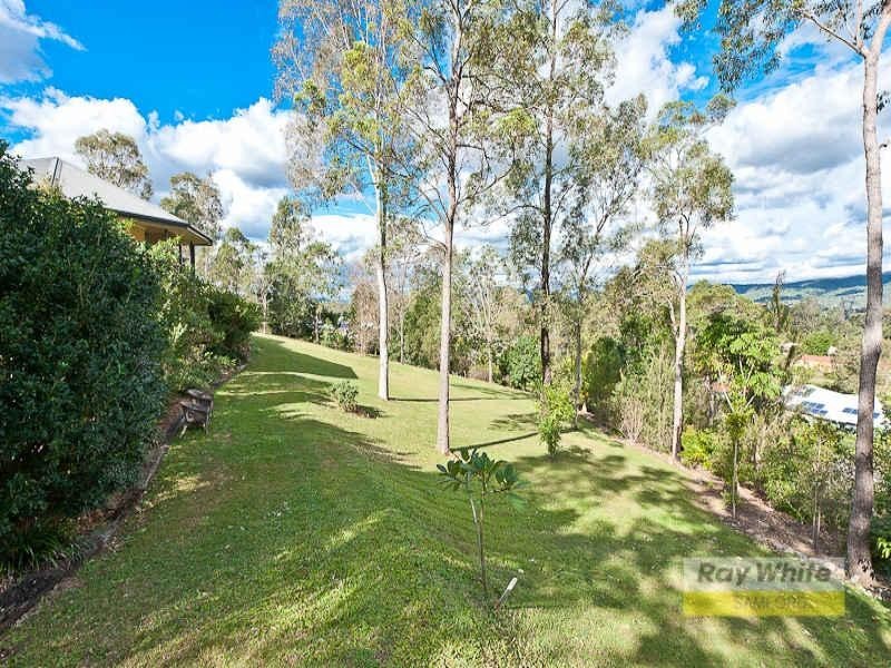 10 Equestrian Court, Highvale QLD 4520